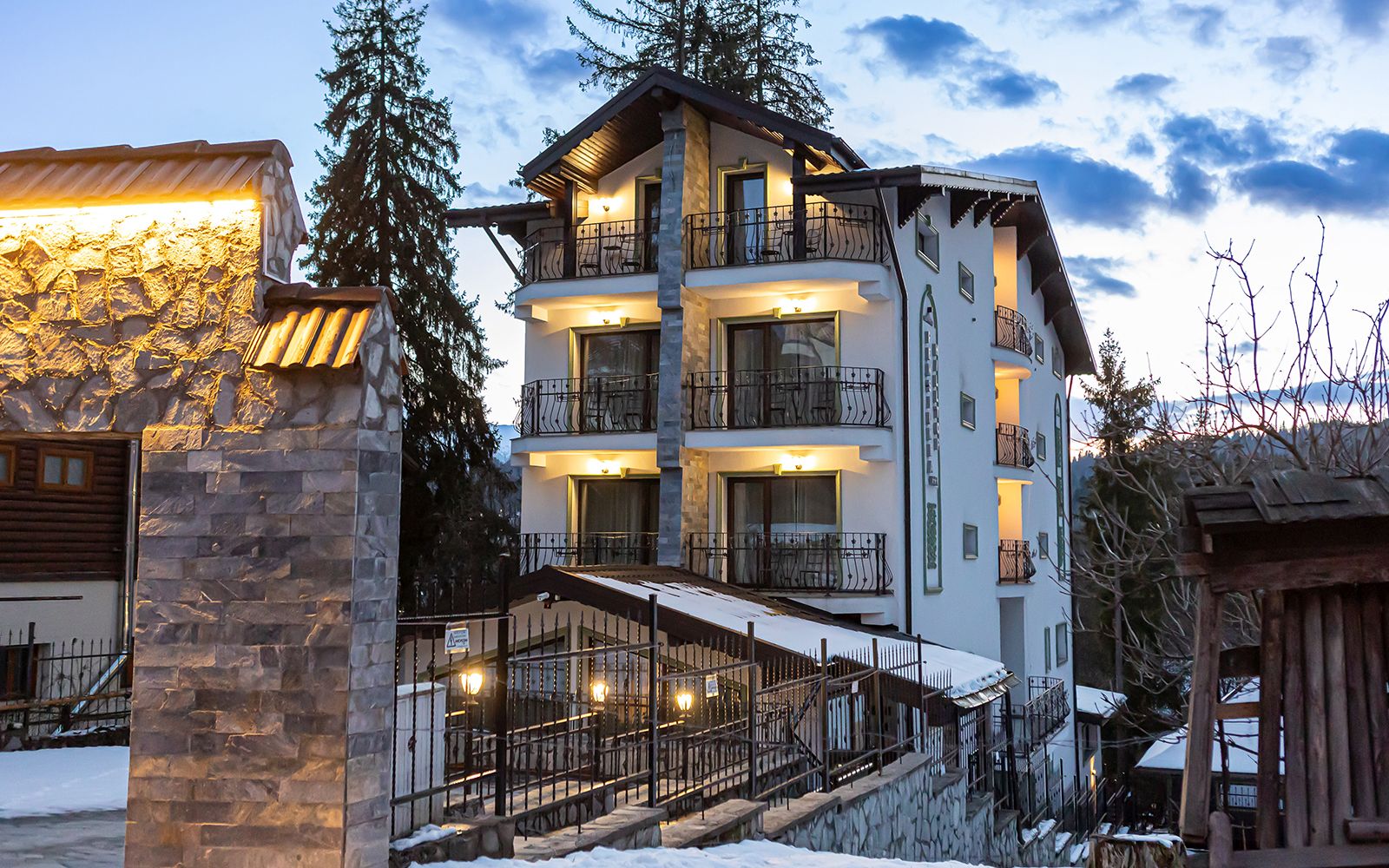 Cazare Predeal | Pensiunea Hilltop Predeal | Oferta cazare Predeal | Pensiune Predeal | Cazare pensiune Predeal | Cazare la munte Predeal | Cazare Pensiunea Hilltop Predeal | Vila Predeal | Cazare cila Predeal | Predeal